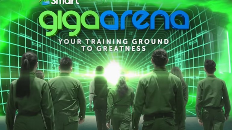 Smart Assembles Top Gamers Alodia, Christine, Dexie, and Nix for Star-Studded GIGA Arena Video